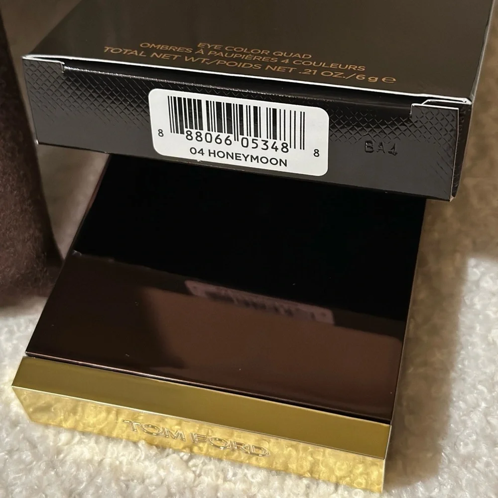 NEW TOM FORD Eye Color Quad Eyeshadow Palette for Long-Wearing & Buildable Color